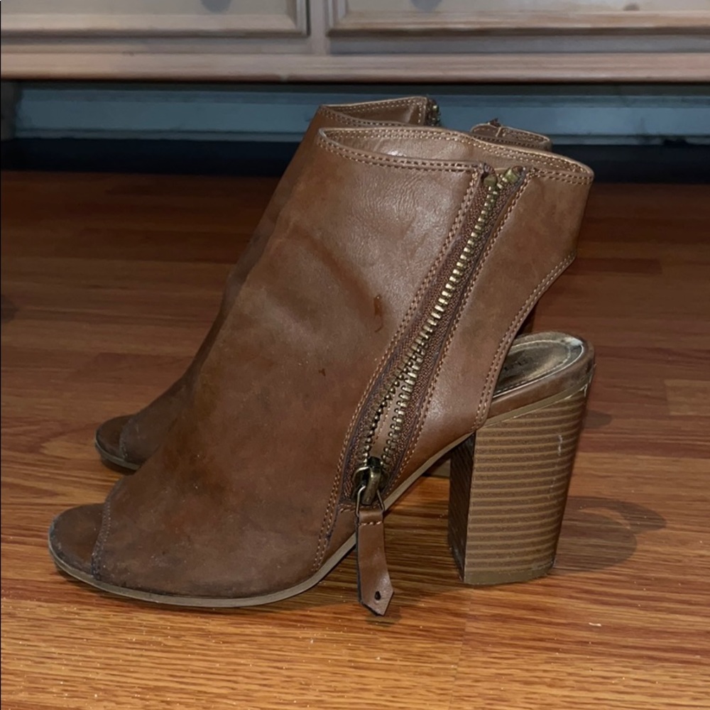 Madden girl heeled sandals